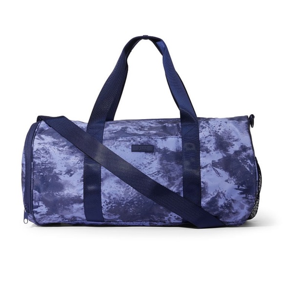 PINK Everyday Duffle Bag - Picture 1 of 3